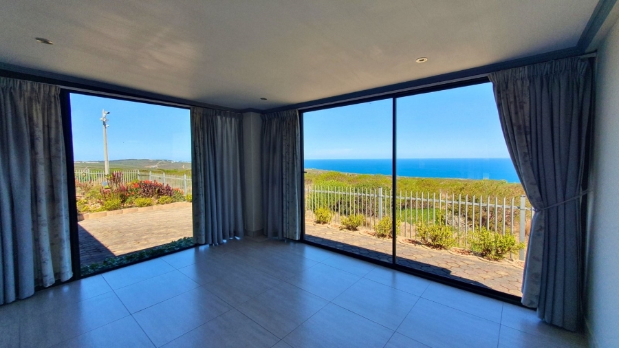 2 Bedroom Property for Sale in Dana Bay Western Cape